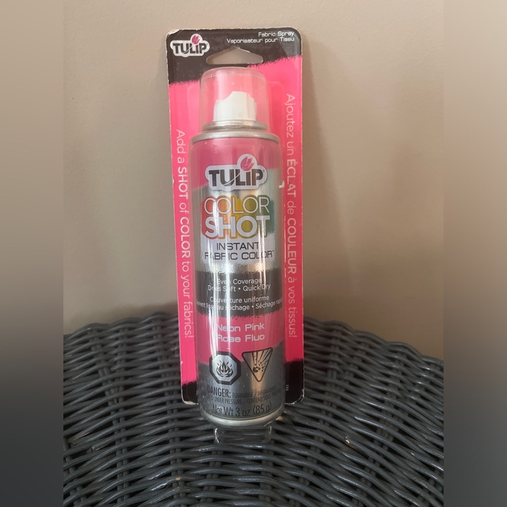 Tulip Neon Pink Fabric Spray Paint